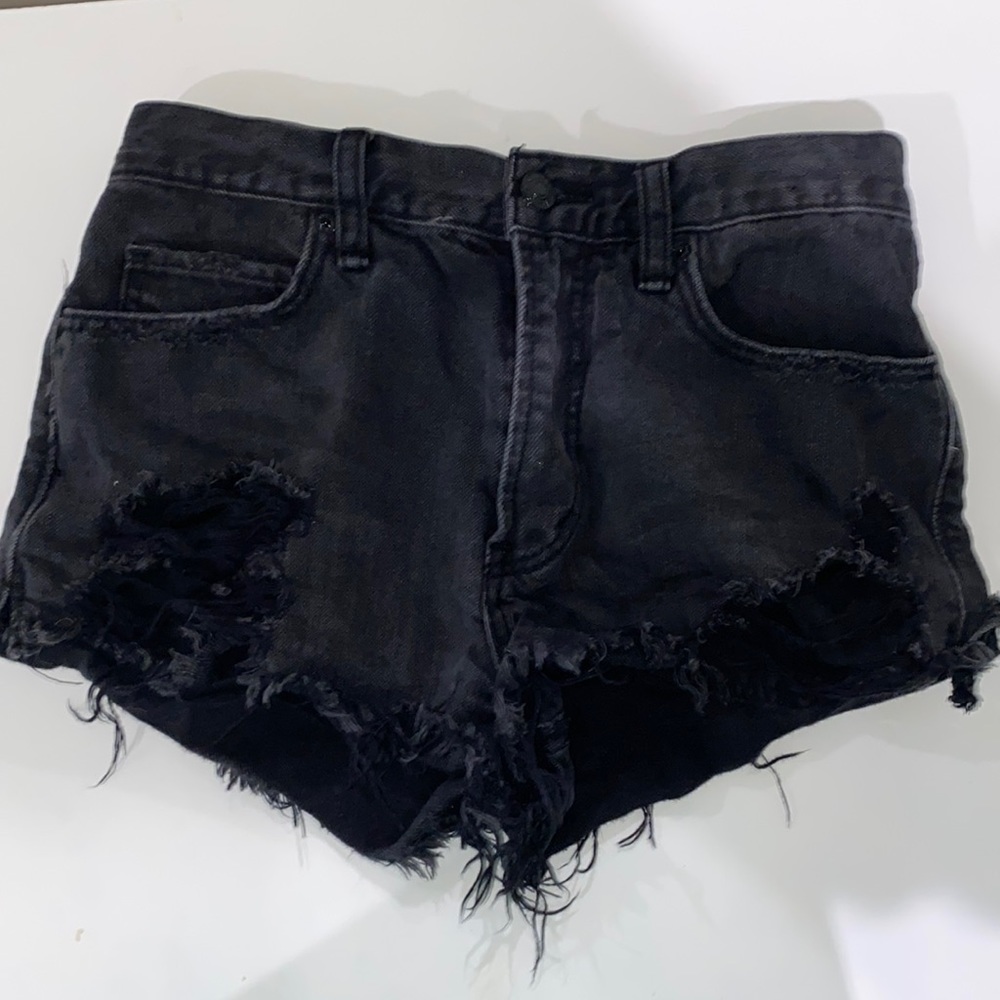 Abercrombie mid rise shorts